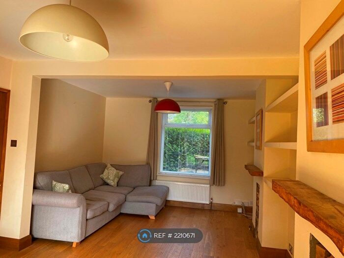 2 Bedroom Terraced House To Rent In St. Helier Avenue, Morden, SM4