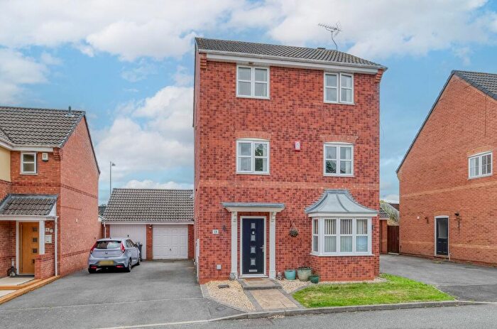 5 Bedroom Detached House For Sale In Parklands Close, Redditch, B97