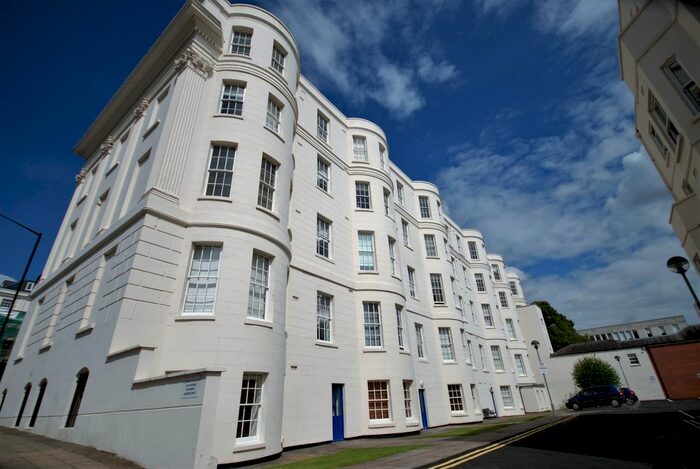 2 Bedroom Flat To Rent In Clarence Mansions, Leamington Spa, CV32