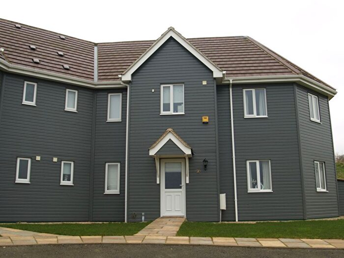 4 Bedroom Semi-Detached House To Rent In Vastern, Royal Wootton Bassett, SN4