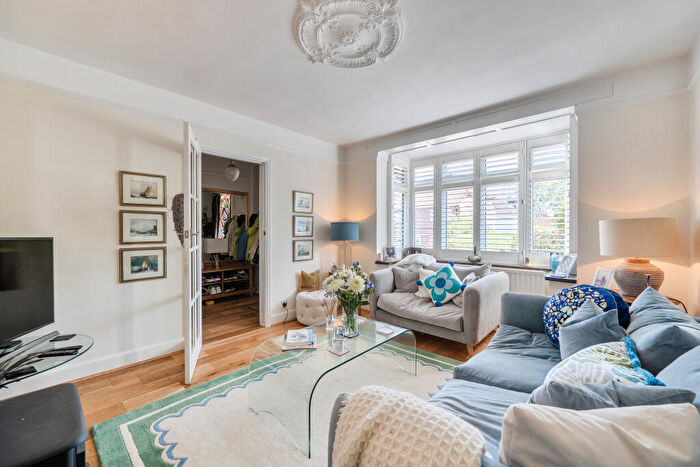 4 Bedroom House For Sale In Manor Road, Winchester, SO21