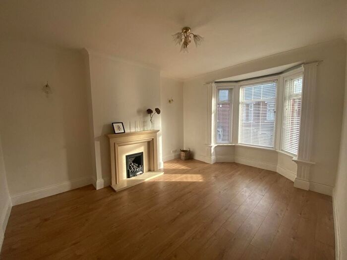 3 Bedroom Flat To Rent In Coleridge Avenue, South Shields, NE33