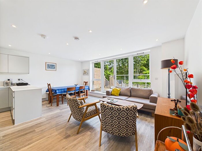 3 Bedroom Town House To Rent In Lagoon Way, Shoreham-By-Sea, BN43