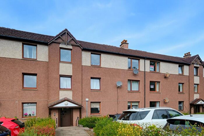 2 Bedroom Flat For Sale In Morrison Drive, Aberdeen, AB10
