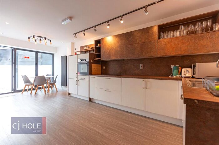 6 Bedroom Detached House To Rent In North Road, St. Andrews, Bristol, BS6