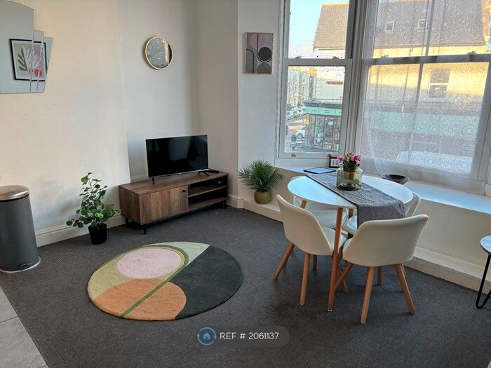 2 Bedroom Flat To Rent In Northdown Road, Margate, CT9