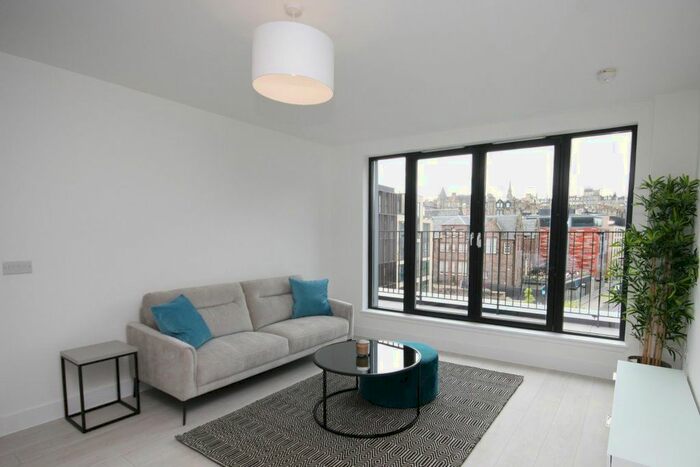 2 Bedroom Flat To Rent In Shoemaker`S Square, Old Town, Edinburgh, EH8