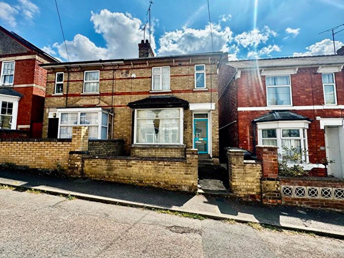 2 Bedroom Semi-Detached House For Sale In Coleman Street, Raunds, Wellingborough, NN9