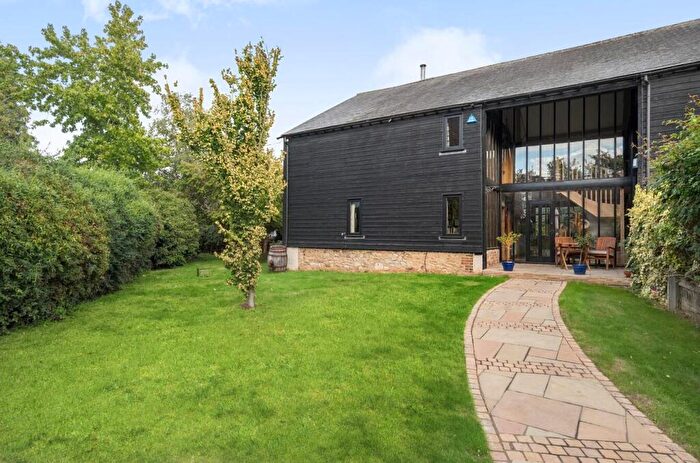 4 Bedroom Barn Conversion For Sale In Stunning Barn Conversion - West Malling Fringes, ME19