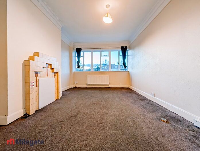 1 Bedroom Flat To Rent In Hanger Green, London, W5