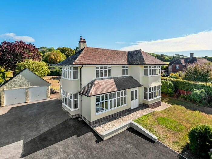 4 Bedroom Detached House To Rent In Burton Road, Bridport, DT6