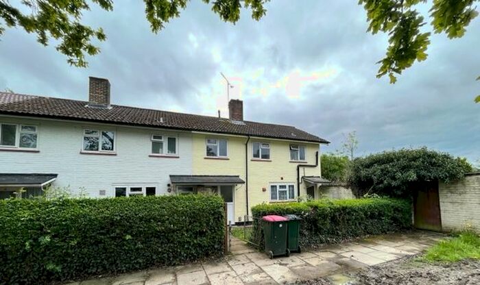 3 Bedroom Property To Rent In Tilgate Way, Crawley, RH10