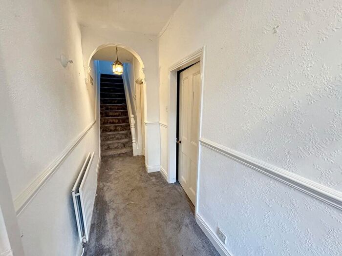 3 Bedroom Terraced House For Sale In Sunderland Road, Gilesgate, Durham, Durham, DH1
