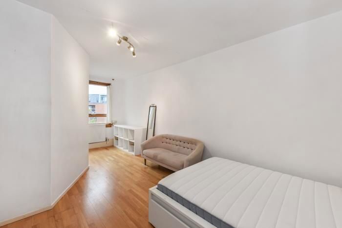 3 Bedroom Flat To Rent In Calstock House, Royal College Street, London, NW1
