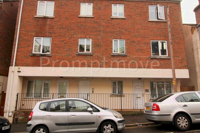 1 Bedroom Property For Sale In Buxton Road, Luton, LU1