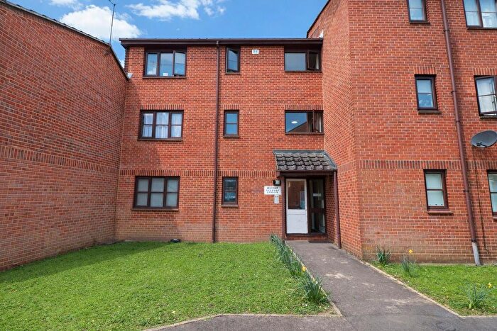 Studio To Rent In Newcourt, Cowley, UB8