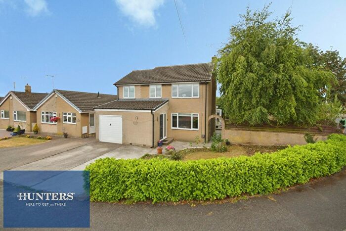 4 Bedroom Detached House For Sale In Romeley Crescent, Clowne, Chesterfield, S43