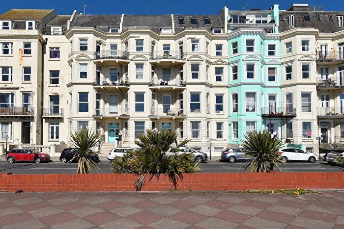 1 Bedroom Flat For Sale In Eversfield Place, St. Leonards-On-Sea, TN37