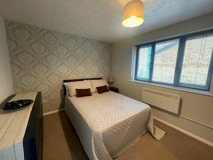 1 Bedroom Flat To Rent In Bridge Road, Grays, RM17