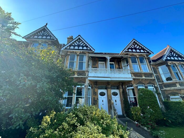 2 Bedroom Property To Rent In Shelley Road, Bath, BA2