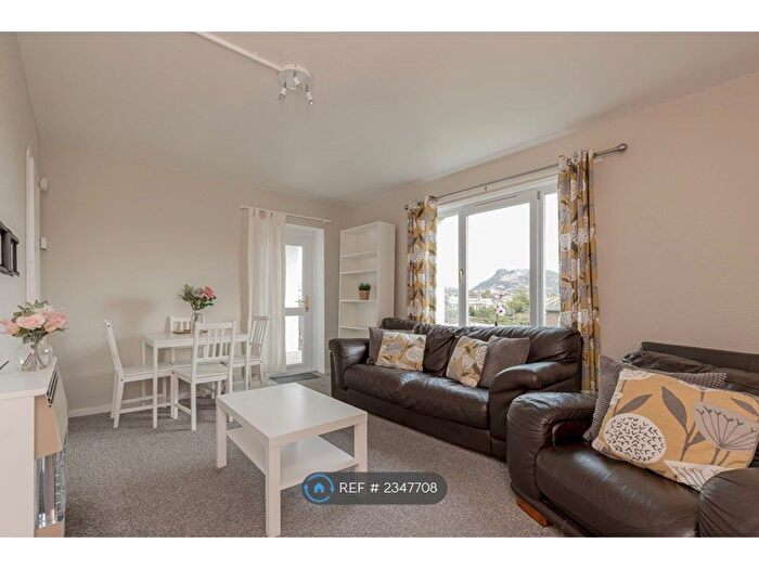 2 Bedroom Flat To Rent In Langton Road, Edinburgh, EH9