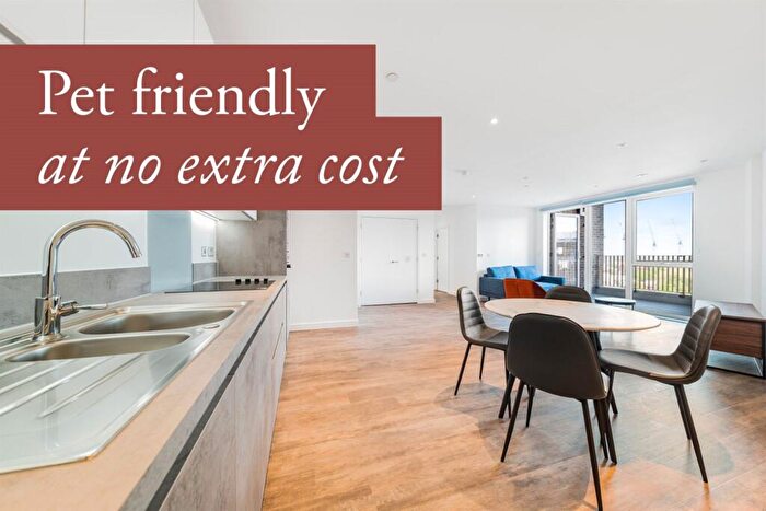 2 Bedroom Apartment To Rent In Bed, Nd Floor, Mallard, The Halcyon In Fresh Wharf, IG11