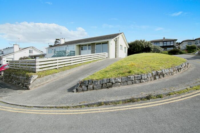 2 Bedroom Bungalow For Sale In Treguth Close, Holywell Bay, Newquay, Cornwall, TR8