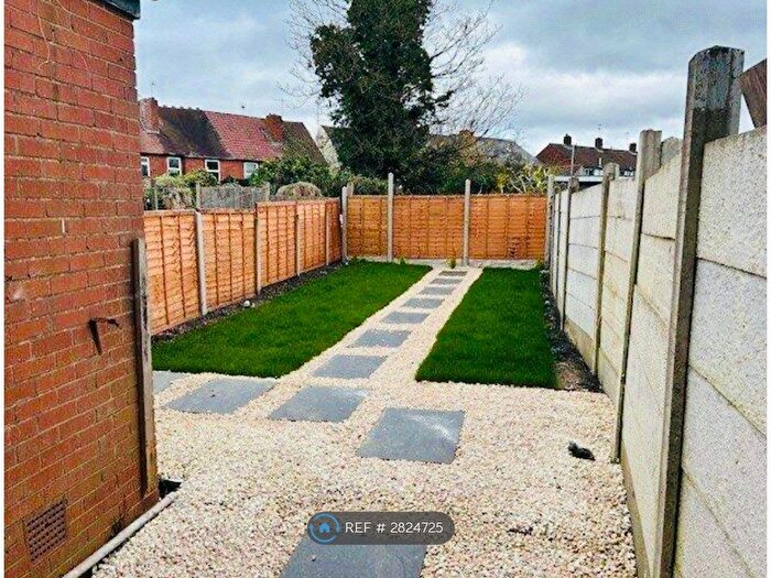 3 Bedroom Terraced House To Rent In Clement Road, Halesowen, B62