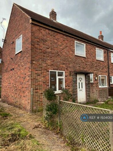 3 Bedroom Semi-Detached House To Rent In Hawthorne Avenue, Netherseal, DE12
