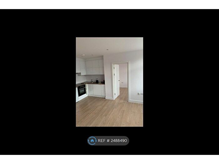 1 Bedroom Flat To Rent In Buckingham Street, Aylesbury, HP20