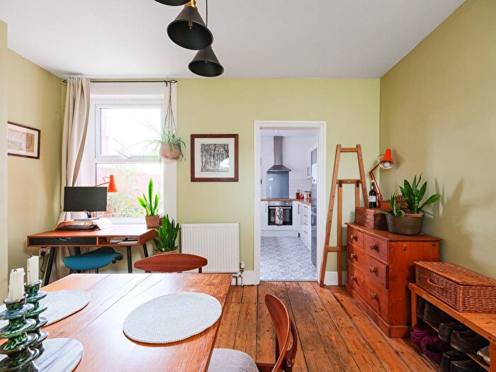 2 Bedroom Terraced House For Sale In Ashgrove Road, Bedminster, BS3
