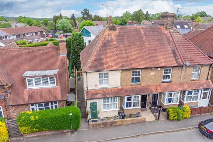 2 Bedroom End Of Terrace House For Sale In Horseshoe Crescent, Beaconsfield, HP9