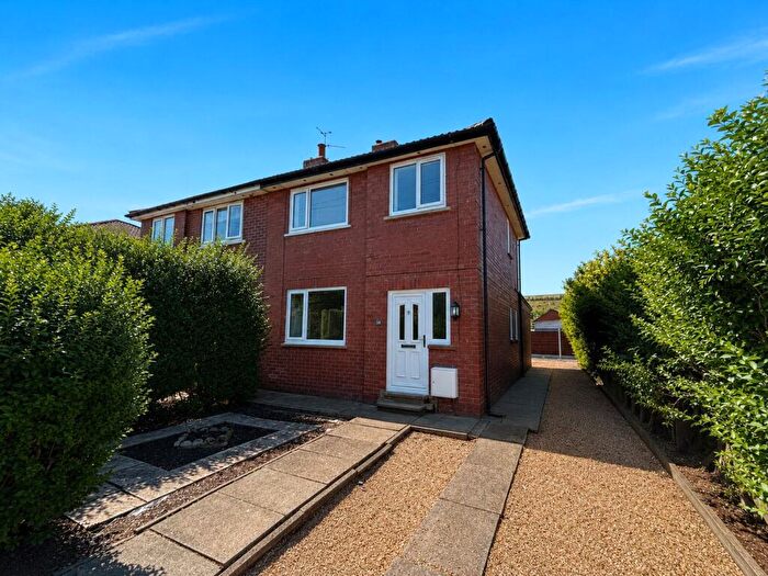 2 Bedroom Semi-Detached House To Rent In Sycamore Avenue, Newhey, Rochdale, Greater Manchester, OL16