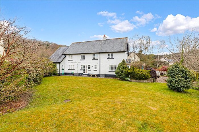 5 Bedroom Detached House For Sale In Hawkmoor Parke, Bovey Tracey, Newton Abbot, Devon, TQ13