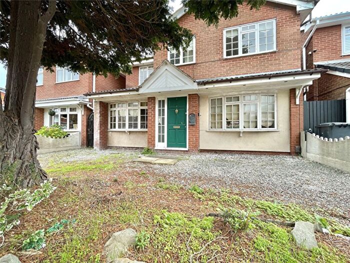 3 Bedroom Detached House For Sale In Buckland Close, Widnes, Cheshire, WA8