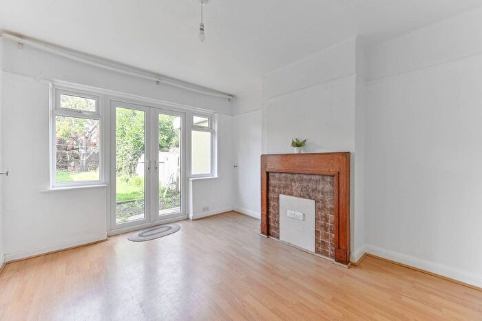 3 Bedroom Terraced House To Rent In Kimberley Road, Selhurst, Croydon, CR0