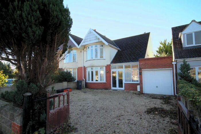 3 Bedroom Semi-Detached House To Rent In Marlborough Road, Swindon, Wiltshire, SN3