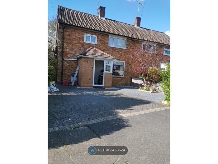 3 Bedroom Semi-Detached House To Rent In Whittington Road, Brentwood, CM13