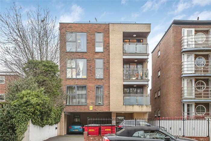 2 Bedroom Flat To Rent In Anthony House, Barnet, EN5