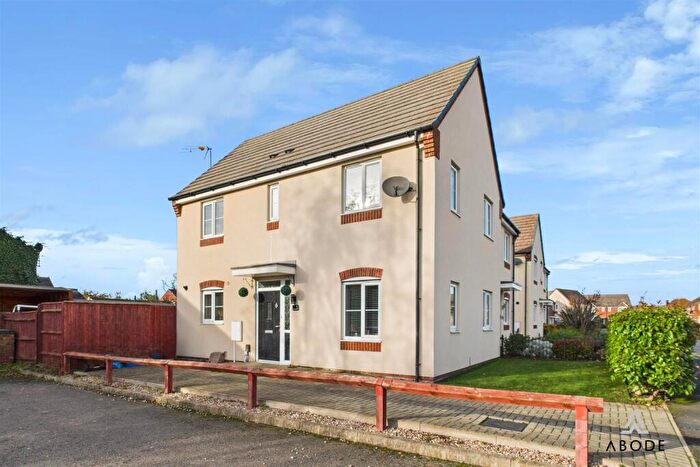 3 Bedroom Semi Detached House For Sale In Thorntree Lane, Branston, Burton On Trent, DE14