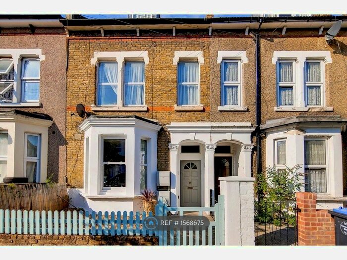 2 Bedroom Maisonette To Rent In Charlton Road, London, NW10