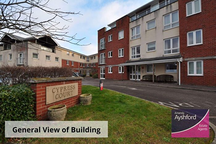 1 Bedroom Flat For Sale In Cypress Court, Fisher Street, Paignton, TQ4