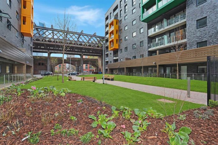 2 Bedroom Apartment To Rent In Potato Wharf, Manchester, M3