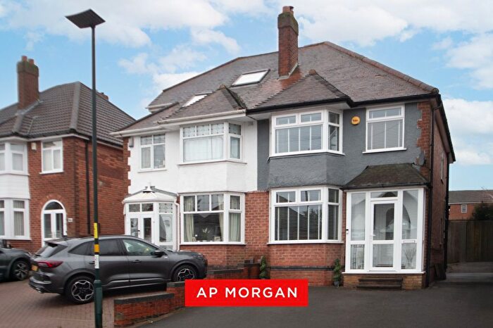 3 Bedroom Semi Detached House For Sale In Calverley Road, Birmingham, West Midlands, B38