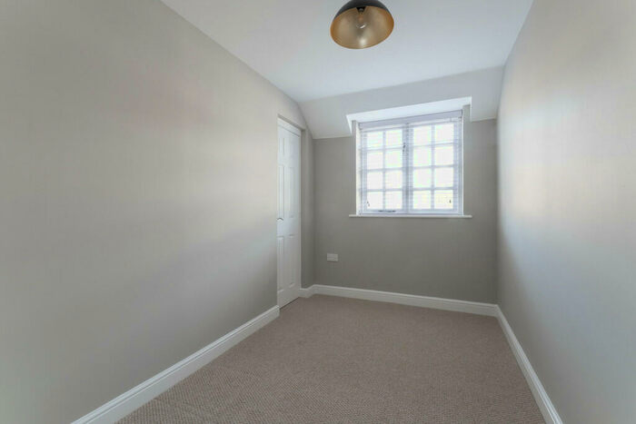 2 Bedroom Apartment To Rent In Dunalley Court, Cheltenham, GL50