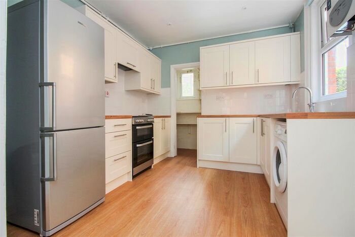 4 Bedroom Terraced House To Rent In North Holmes Road, Canterbury, Kent, CT1
