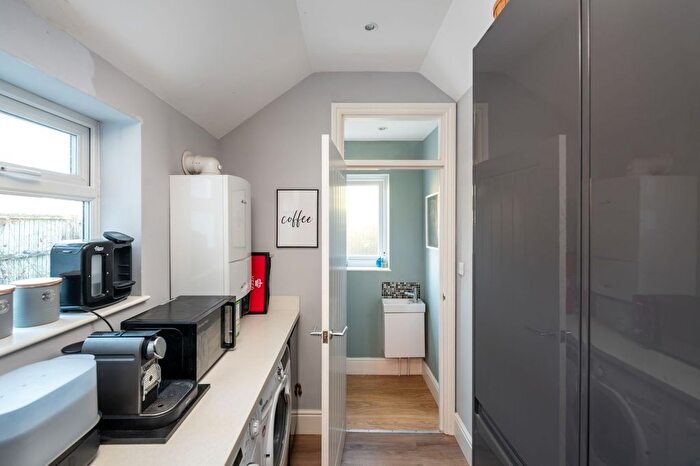 2 Bedroom Terraced House For Sale In Brambletye Park Road, Redhill, RH1