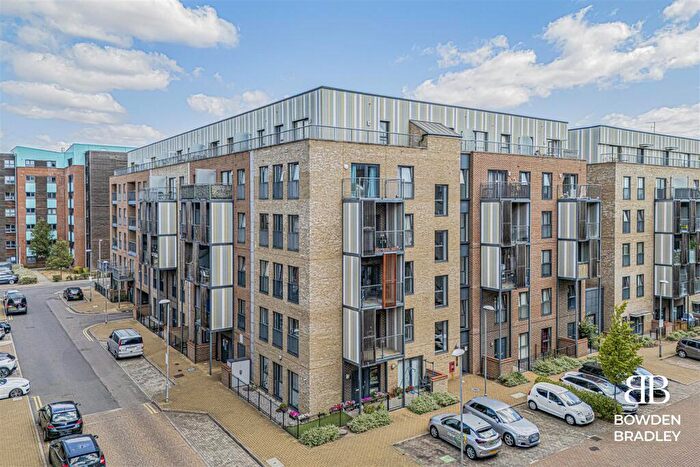 1 Bedroom Flat For Sale In Maxwell Road, Romford, RM7