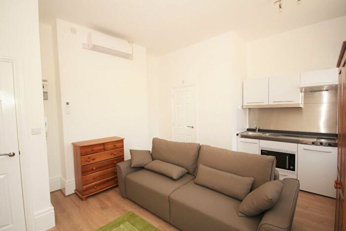 Studio To Rent In West Street, Godmanchester, Huntingdon, PE29