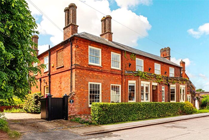 7 Bedroom House For Sale In Horn Street, Winslow, Buckingham, Buckinghamshire, MK18